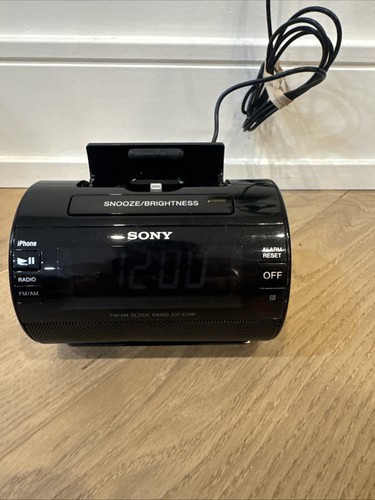 Sony clock radio iphone - am/fm,