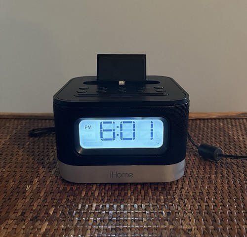 Ihome ipl10 lightning - ipl10, dock